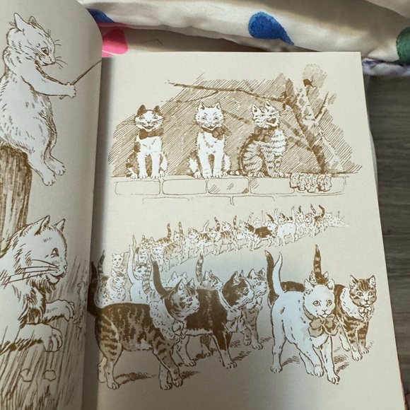 Victorian Cats Sticker Book by - Colorful - Picture 5 of 5